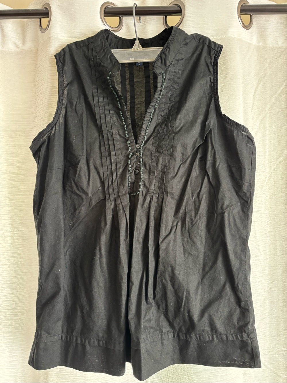 Gap Women’s Black Sleeveless Pintuck Peplum Top